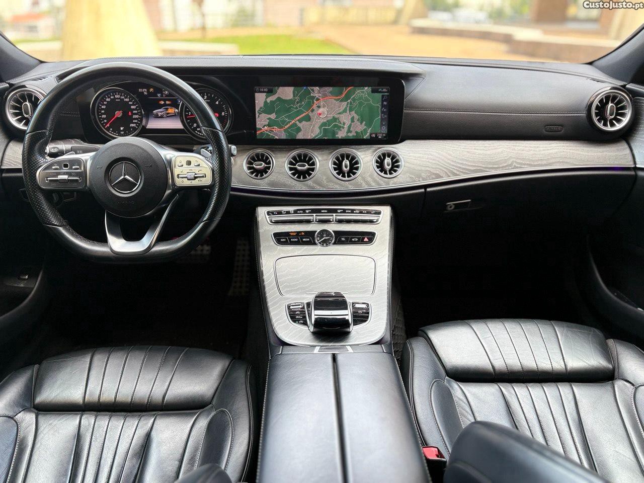 Mercedes-Benz CLS 300 D Pack Amg — fotografia 6