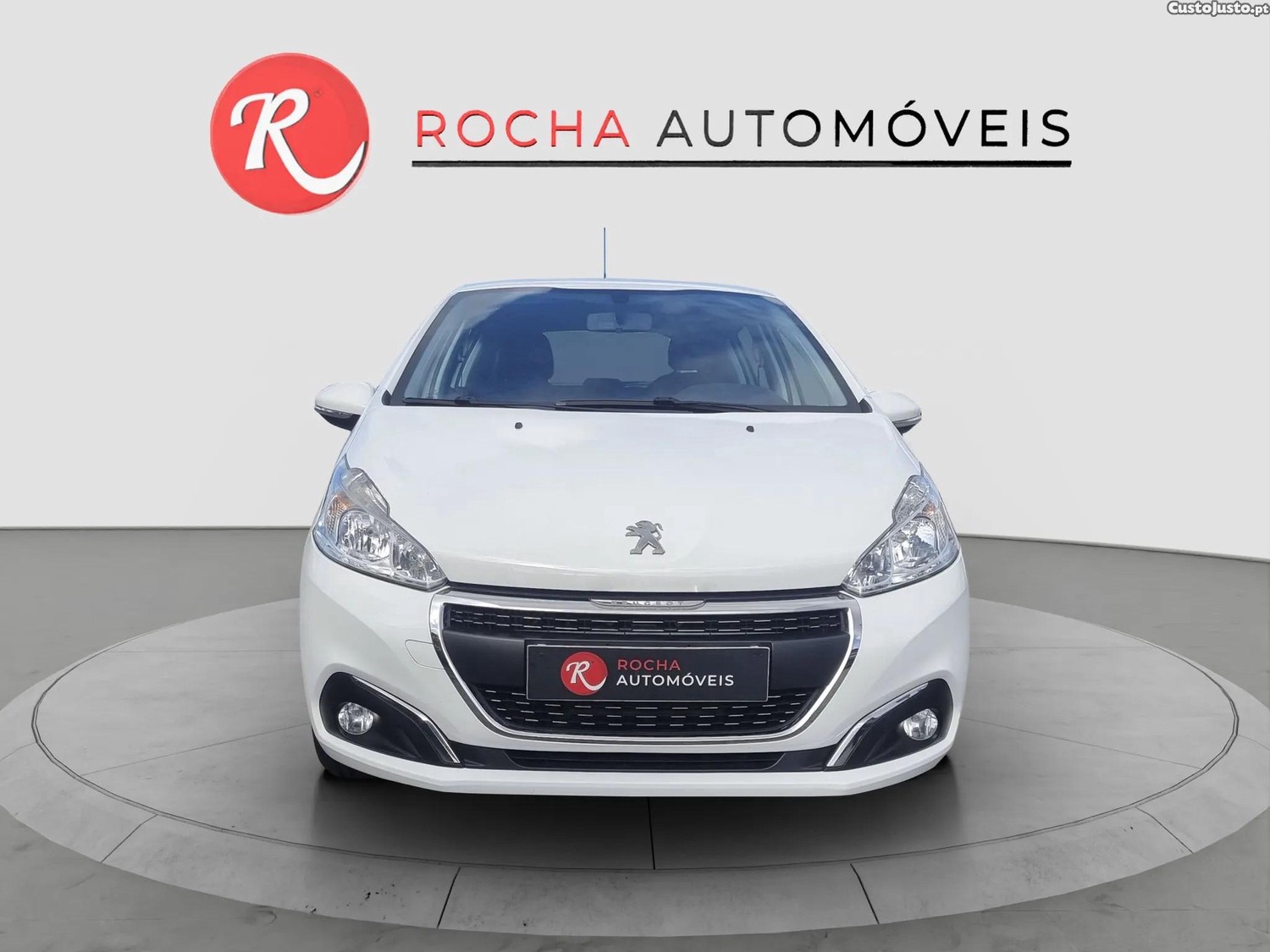 Peugeot 208 1.6 Blue-HDi Affaire Premium — fotografia 16