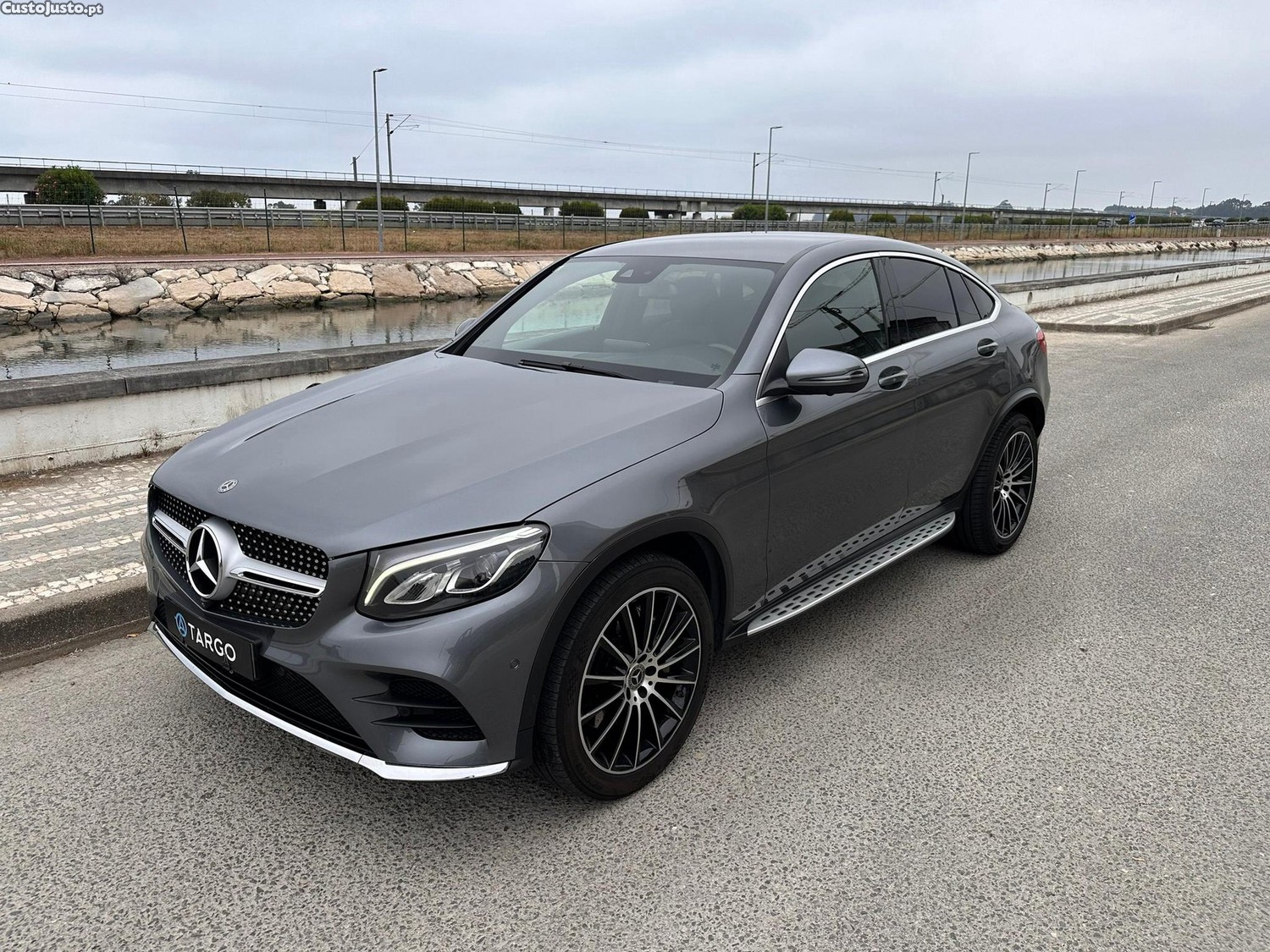 Mercedes-Benz GLC 250 d Coupé AMG Line 4-Matic — fotografia 15