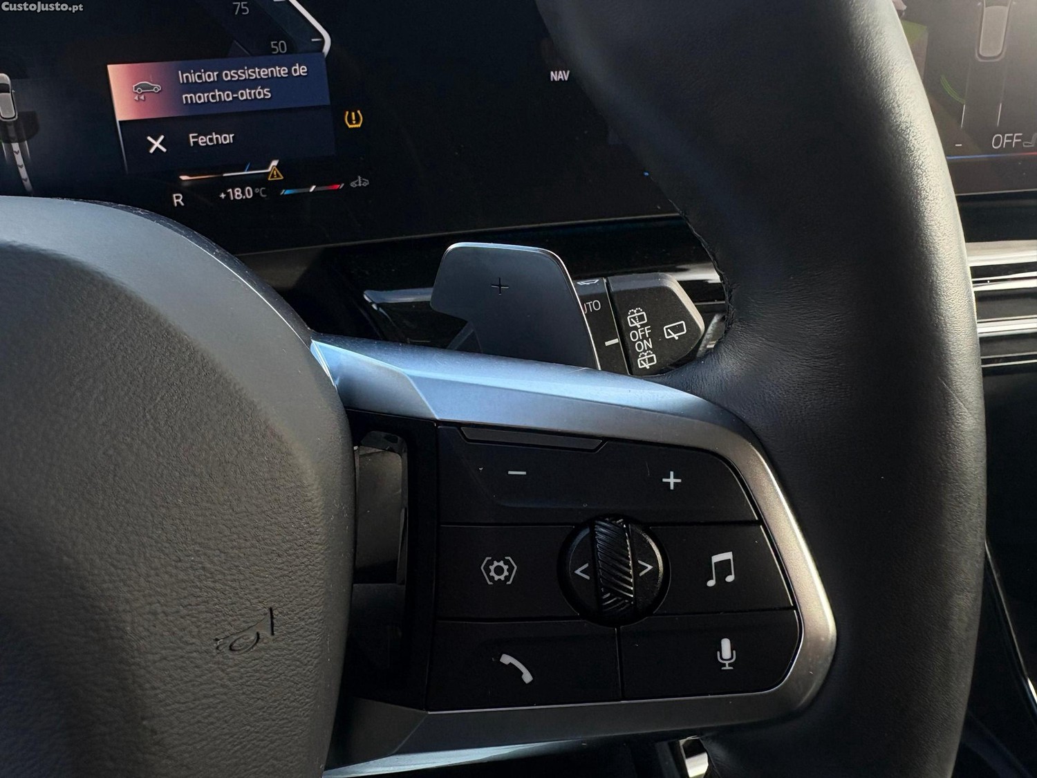 BMW 218 Active Tourer i Auto — fotografia 9