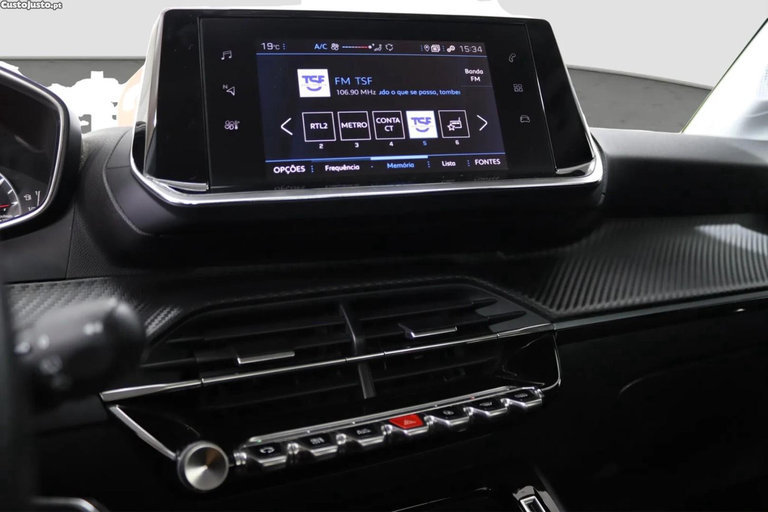 Peugeot 208 1.2 PureTech SE Style — fotografia 7