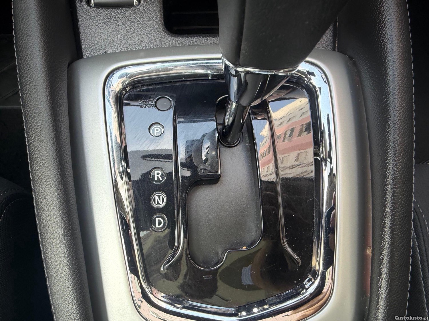 Nissan Qashqai 1.2 DIG-T N-Vision Xtronic — fotografia 10