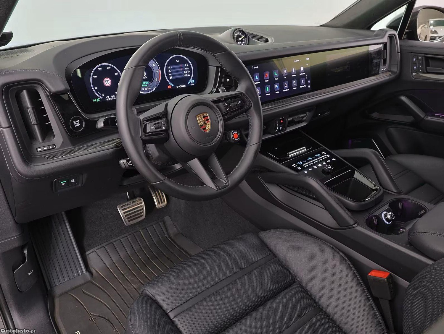 Porsche Cayenne Coupe GT Turbo E-Hybrid — fotografia 8