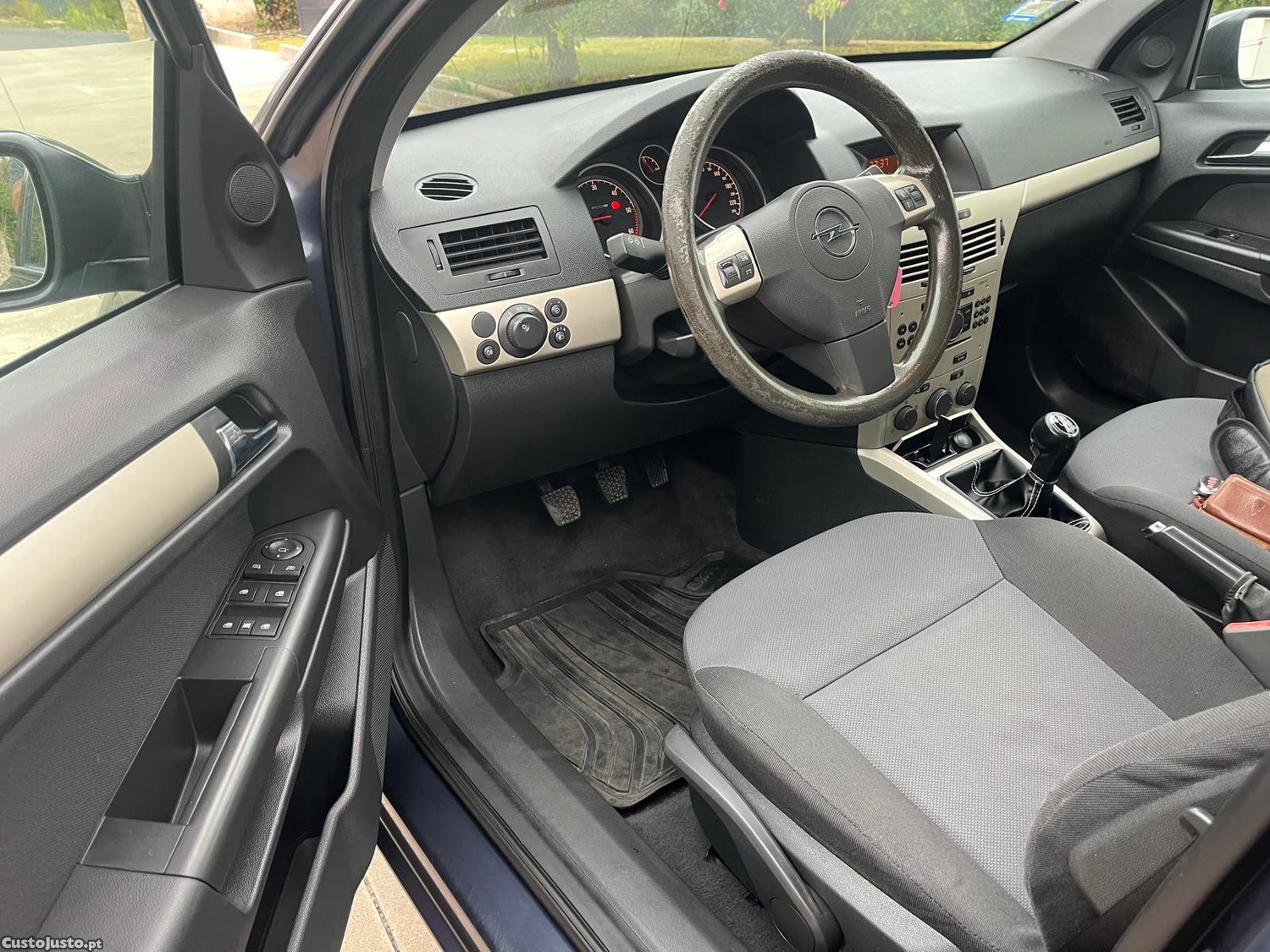 Opel Astra Caravan — fotografia 7