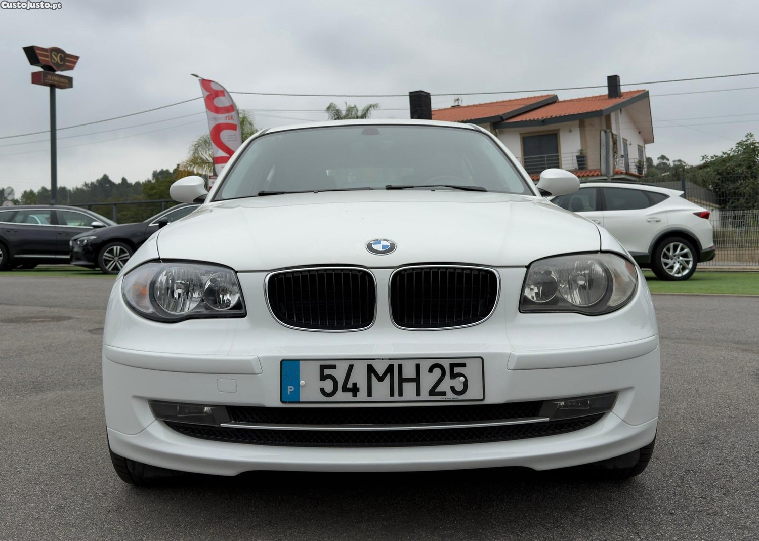 BMW 118 d — fotografia 17