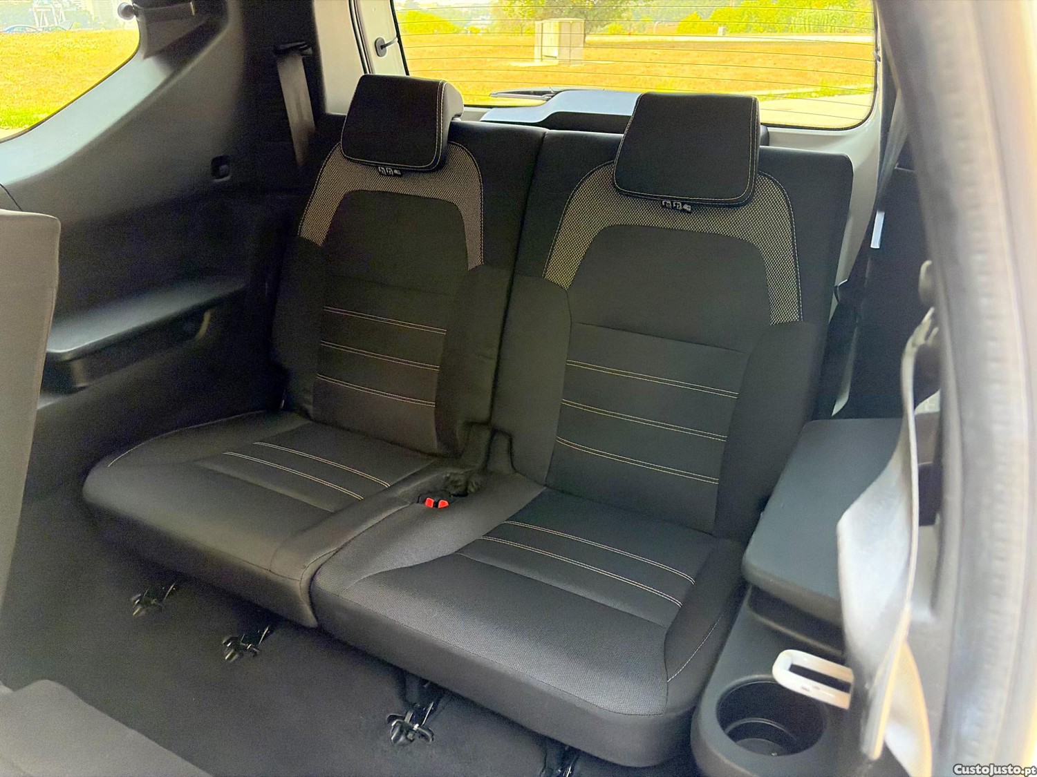 Dacia Jogger 1.0 ECO-G EXTREME BI-FUEL 7 LUGARES 101CV NACIONAL — fotografia 6