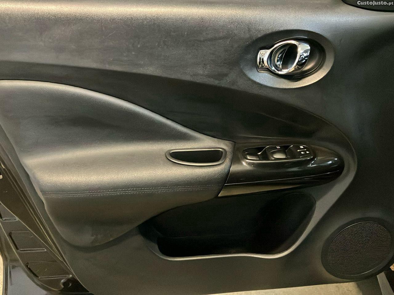 Nissan Juke 1.6 Tekna Xtronic — fotografia 4