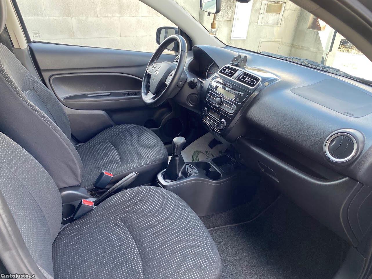 Mitsubishi Space Star 1.2 — fotografia 3