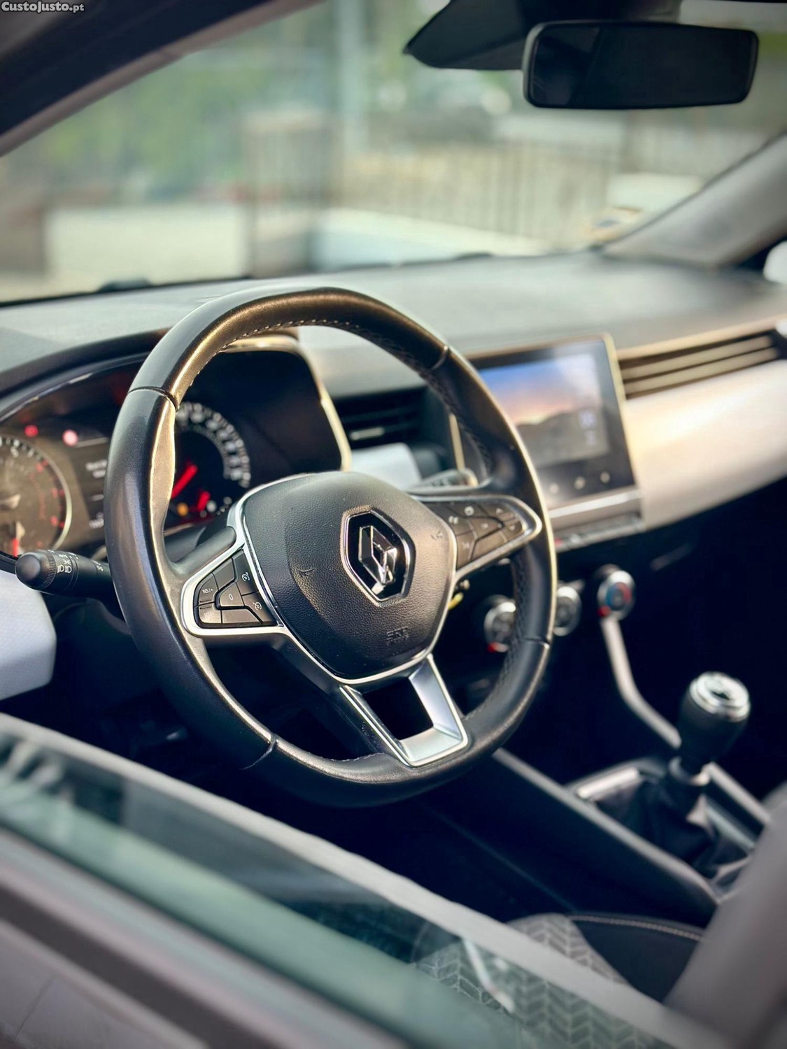 Renault Clio 1.0 TCe - Bi-Fuel - EVOLUTION — fotografia 9