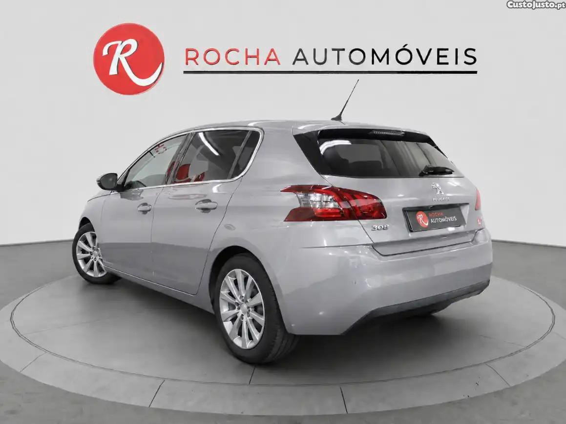 Peugeot 308 1.2 PureTech Style — fotografia 3