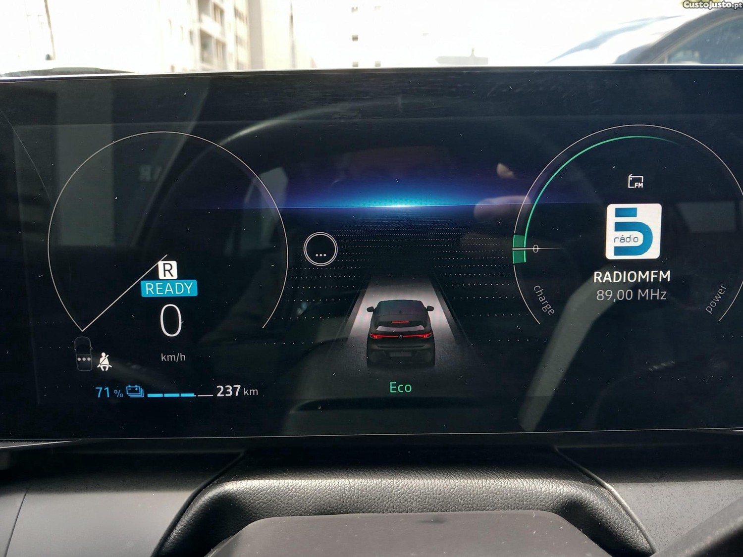 Renault Mégane E-Tech EV60 Techno Autonomia Conforto — fotografia 7