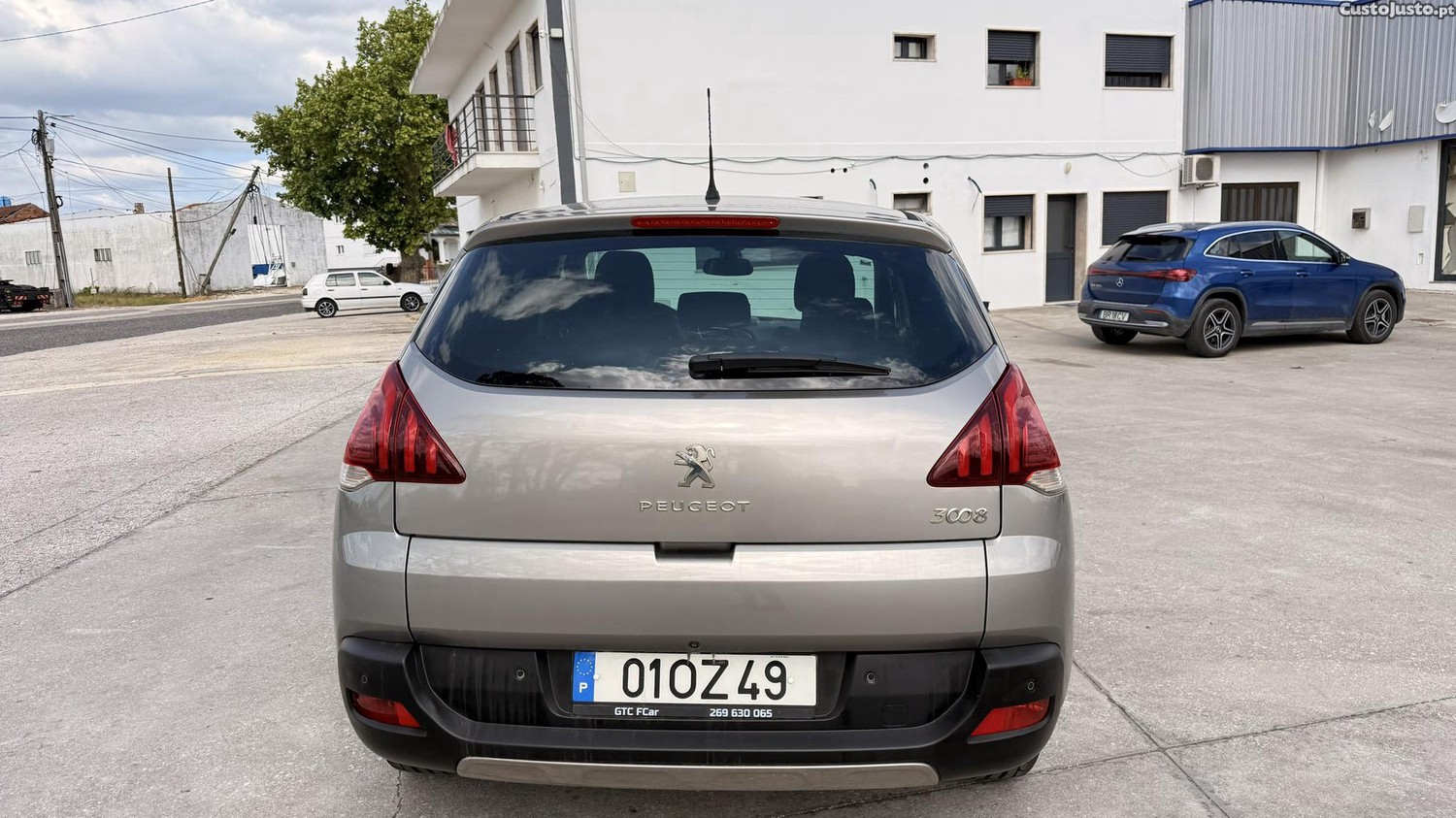 Peugeot 3008 1.6 HDI de 2014 — fotografia 11