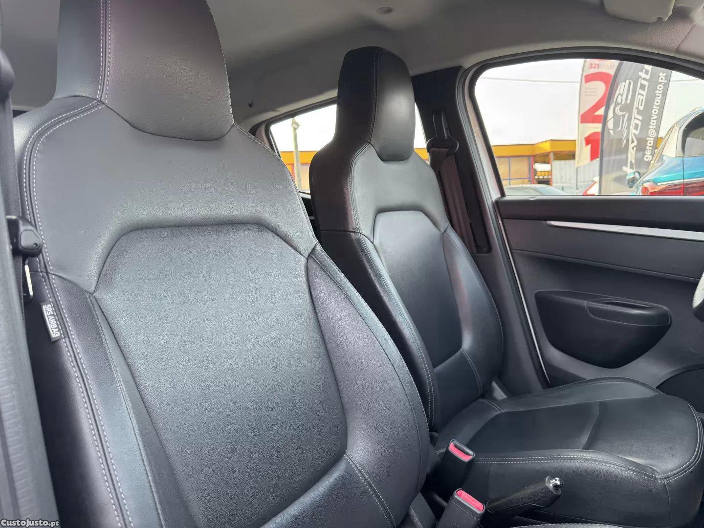 Dacia Spring Electric 45 comfort plus — fotografia 12