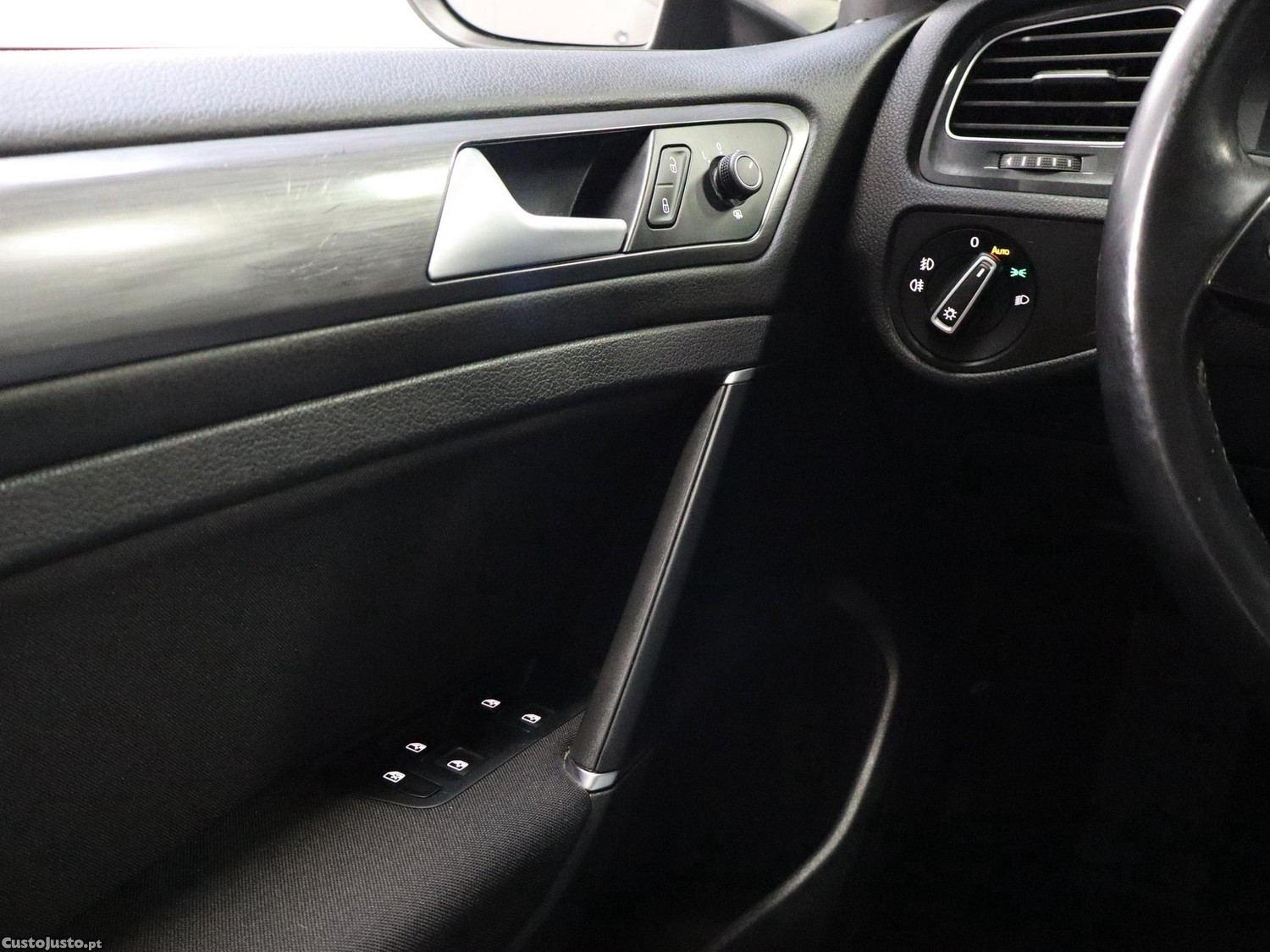Volkswagen Golf Variant 1.6 TDi Confortline — fotografia 12