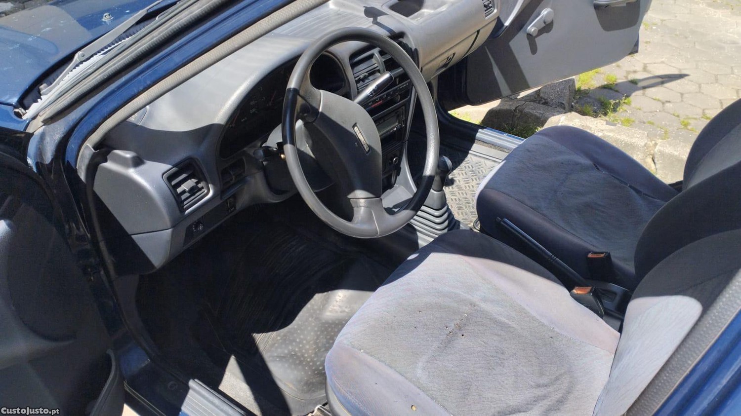 Suzuki Swift 1.0 — photo 5