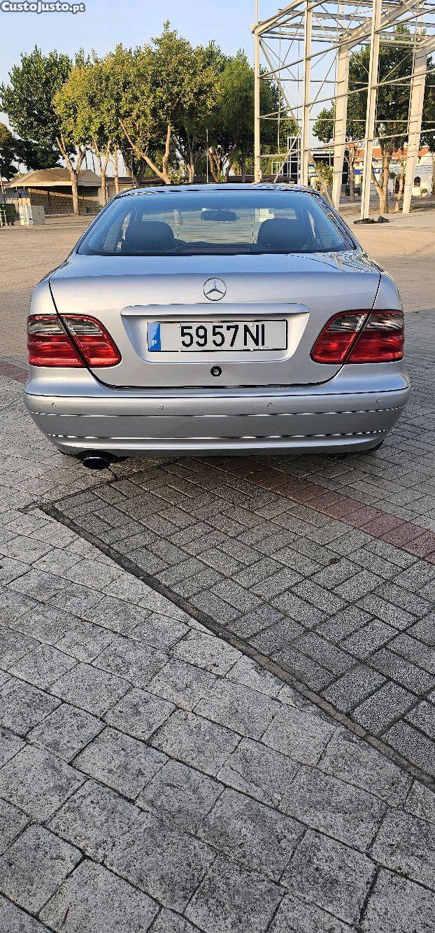 Mercedes-Benz Classe CLK Mercedes clk 2.0 gasolina — fotografia 6