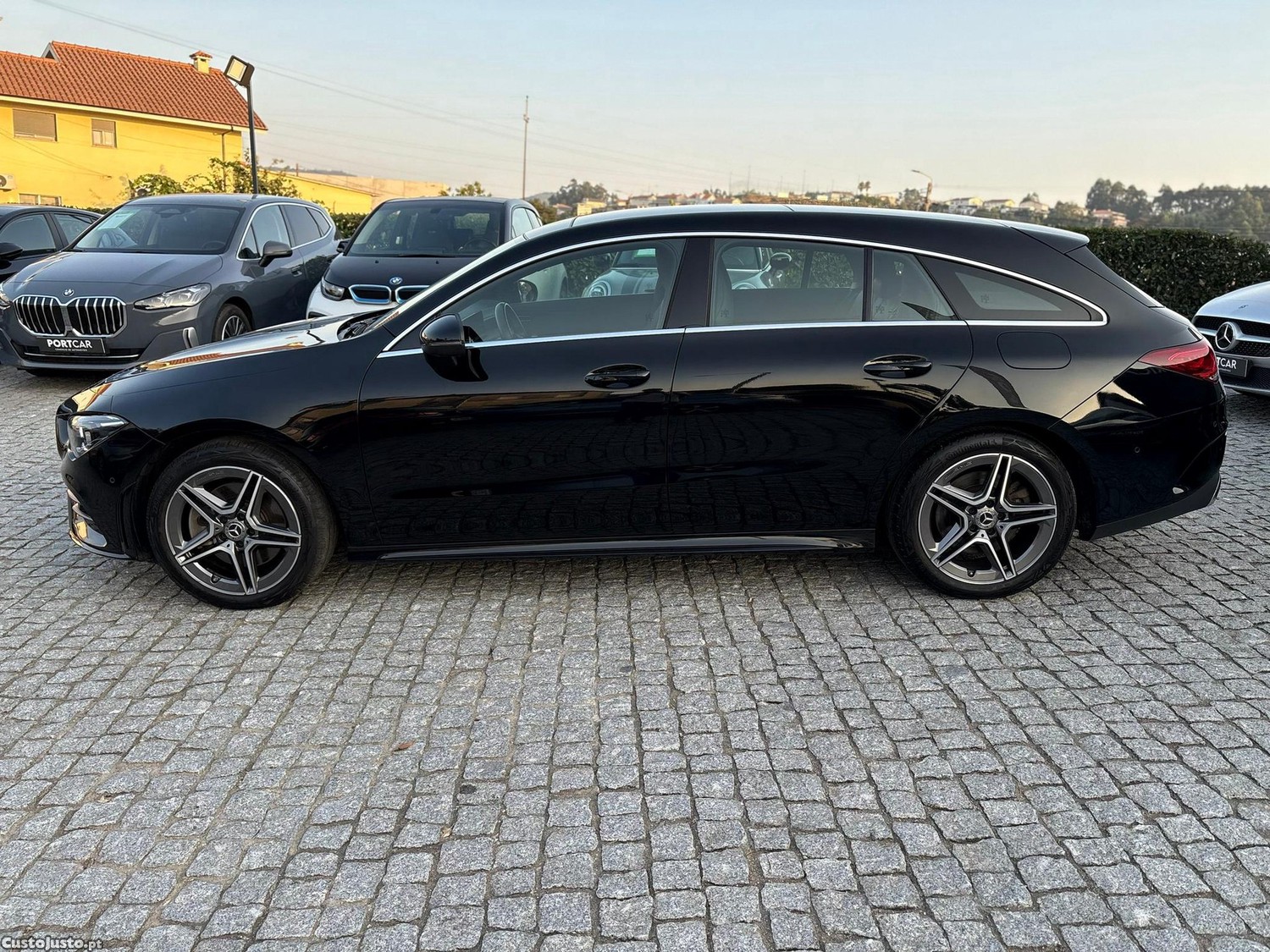 Mercedes-Benz CLA 250 e Shooting Brake AMG Line - 21 — photo 4