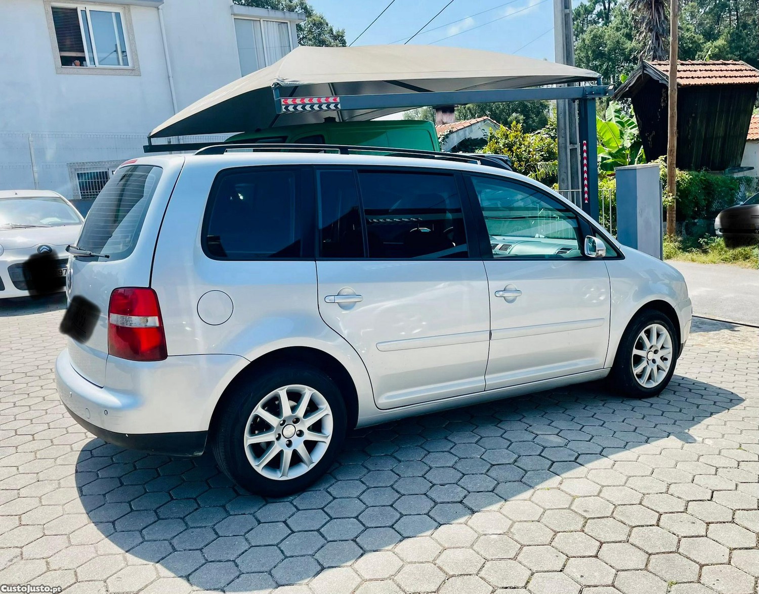 Volkswagen Touran 1.9 TDi Highline 5L — fotografia 11