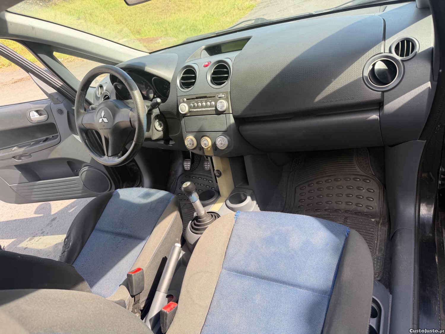 Mitsubishi Colt - — fotografia 3