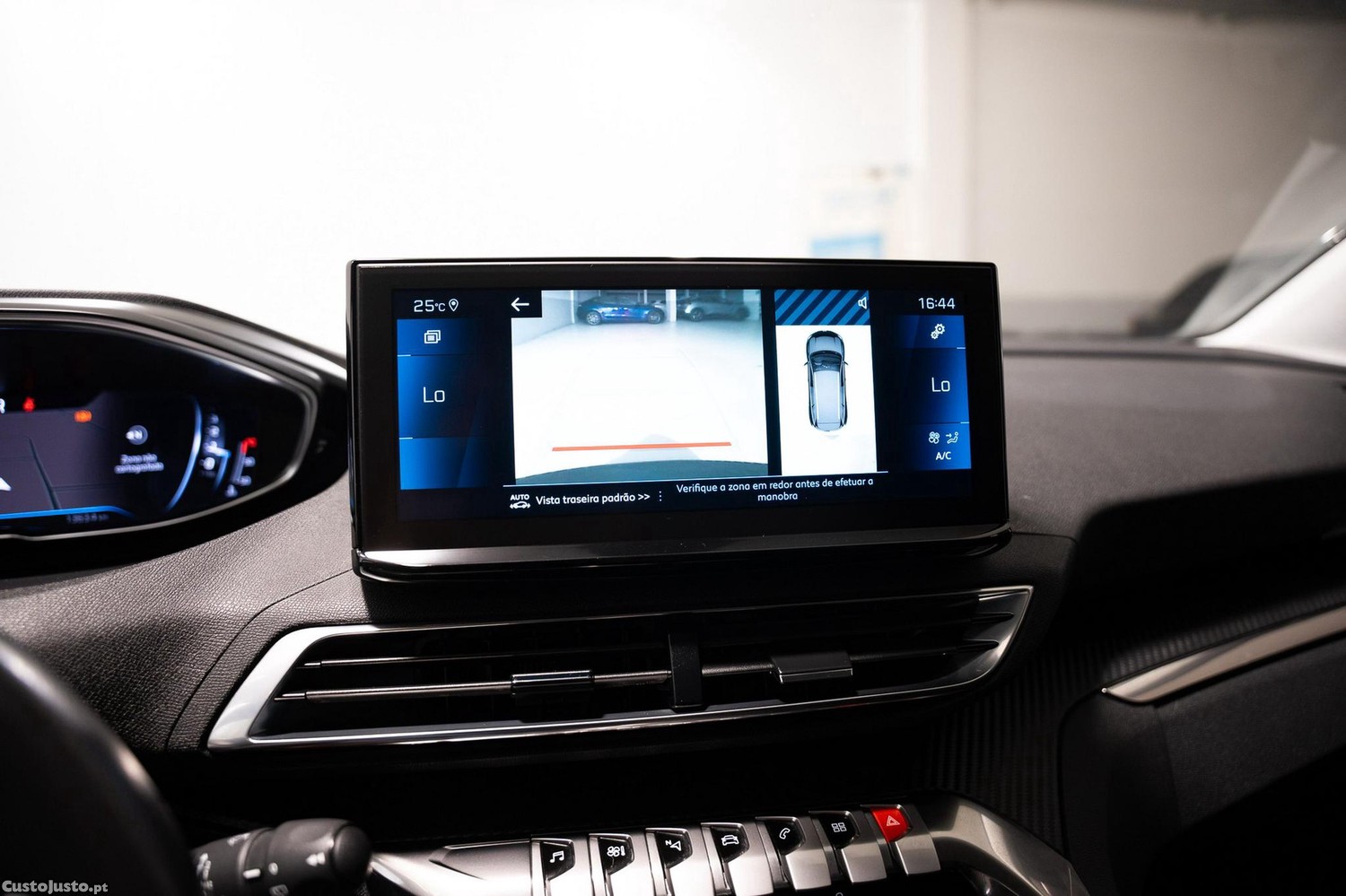 Peugeot 5008 1.2 PureTech Allure EAT8 — fotografia 12