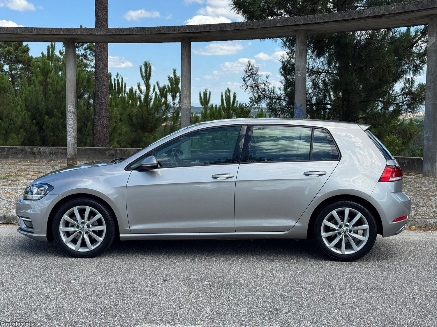Volkswagen Golf 1.6 TDI Highline DSG — fotografia 20