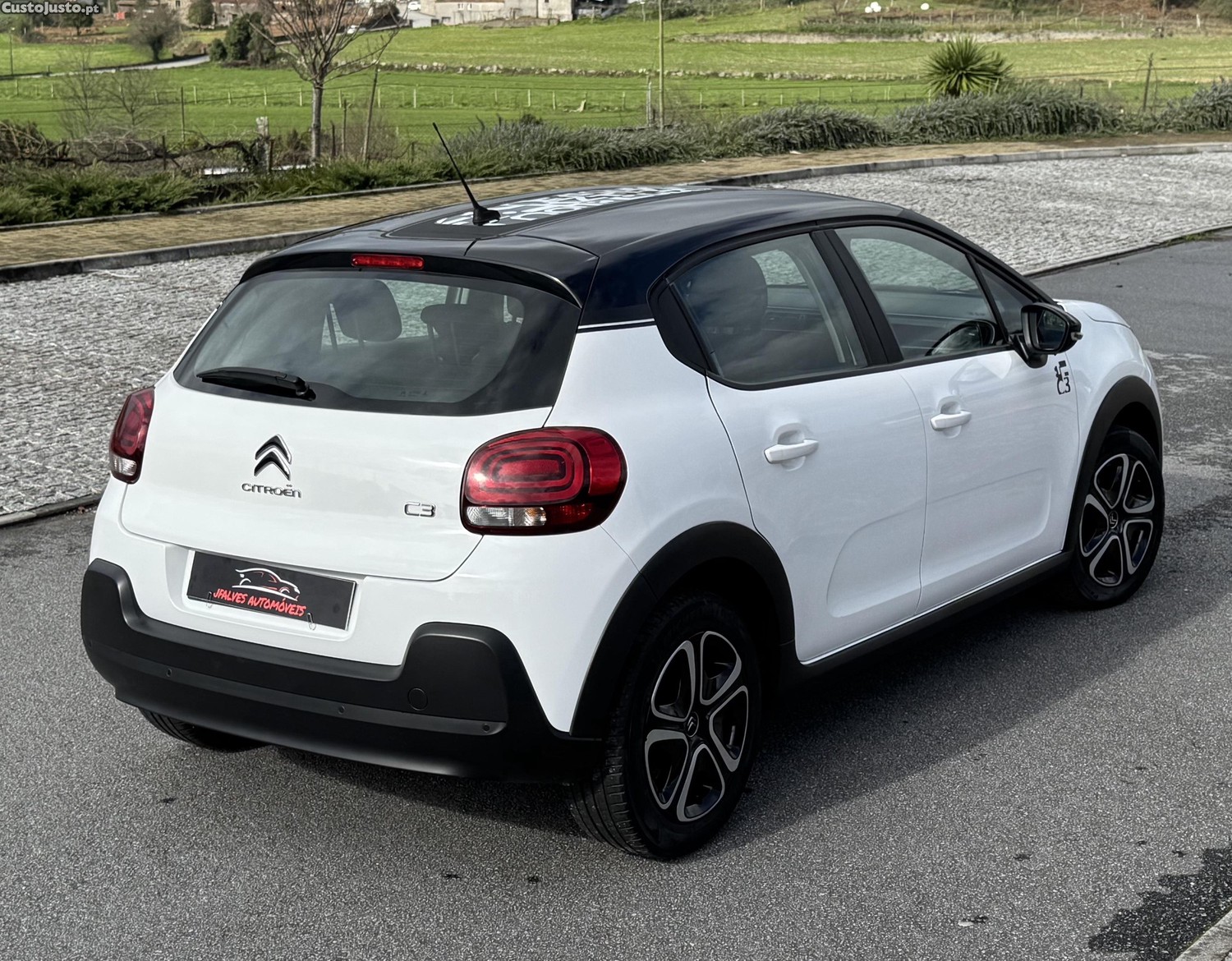 Citroën C3 1.2 2018 poucos kms — fotografia 9