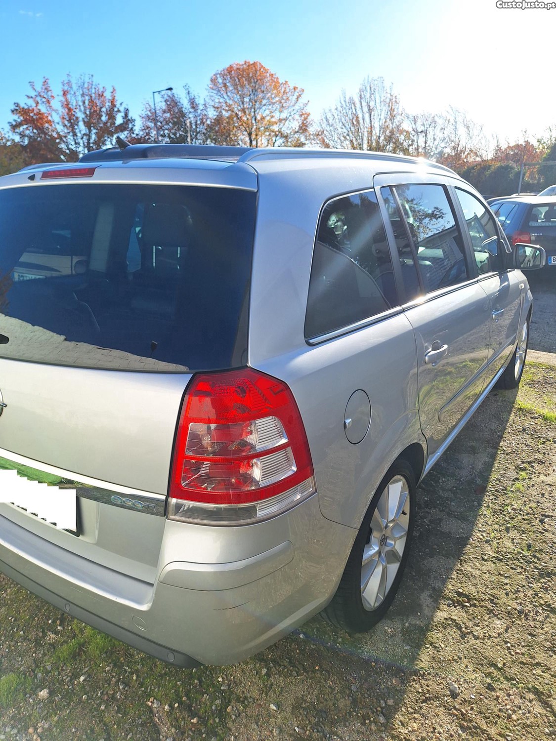 Opel Zafira 1.7 CDTI 7 LUGARES Duplo Teto Panorâmico Cortinas Elet.Novº. — fotografia 2