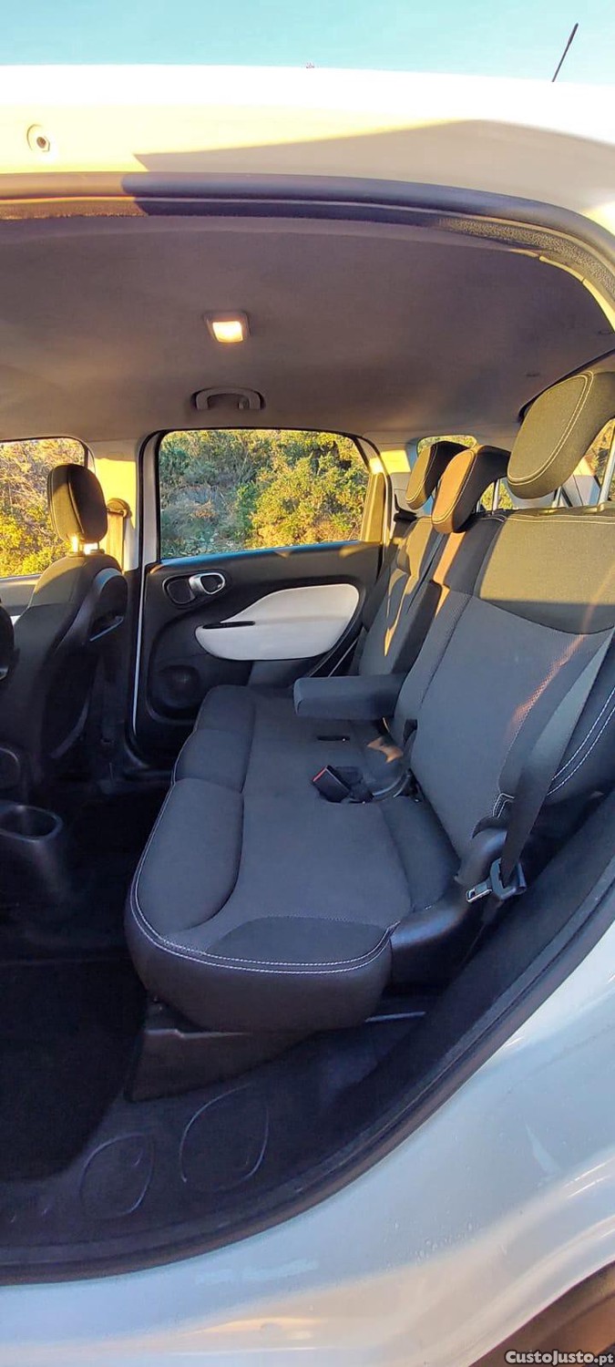 Fiat 500L Crosscity — fotografia 4
