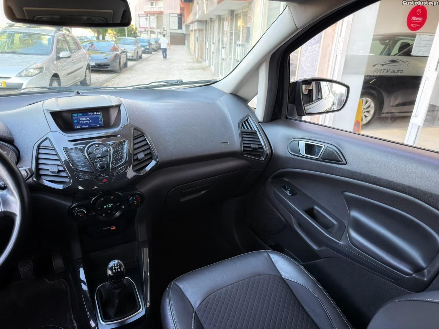 Ford EcoSport 1.0 EcoBoost Titanium Plus — fotografia 4