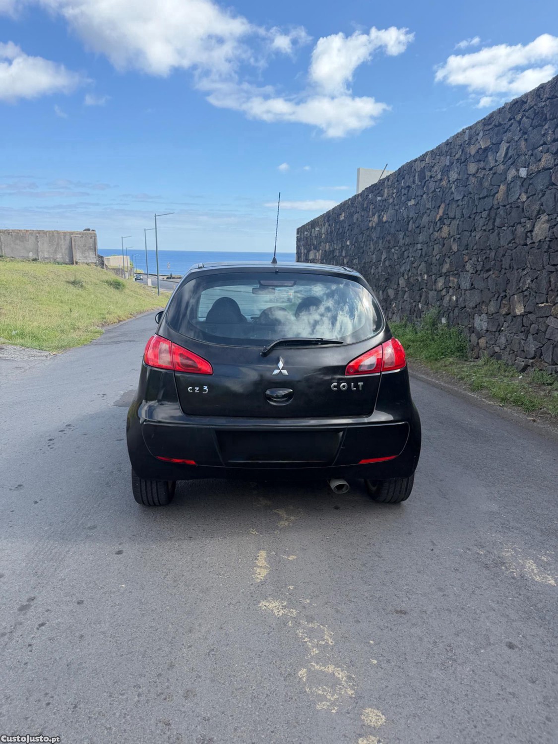Mitsubishi Colt - — fotografia 5