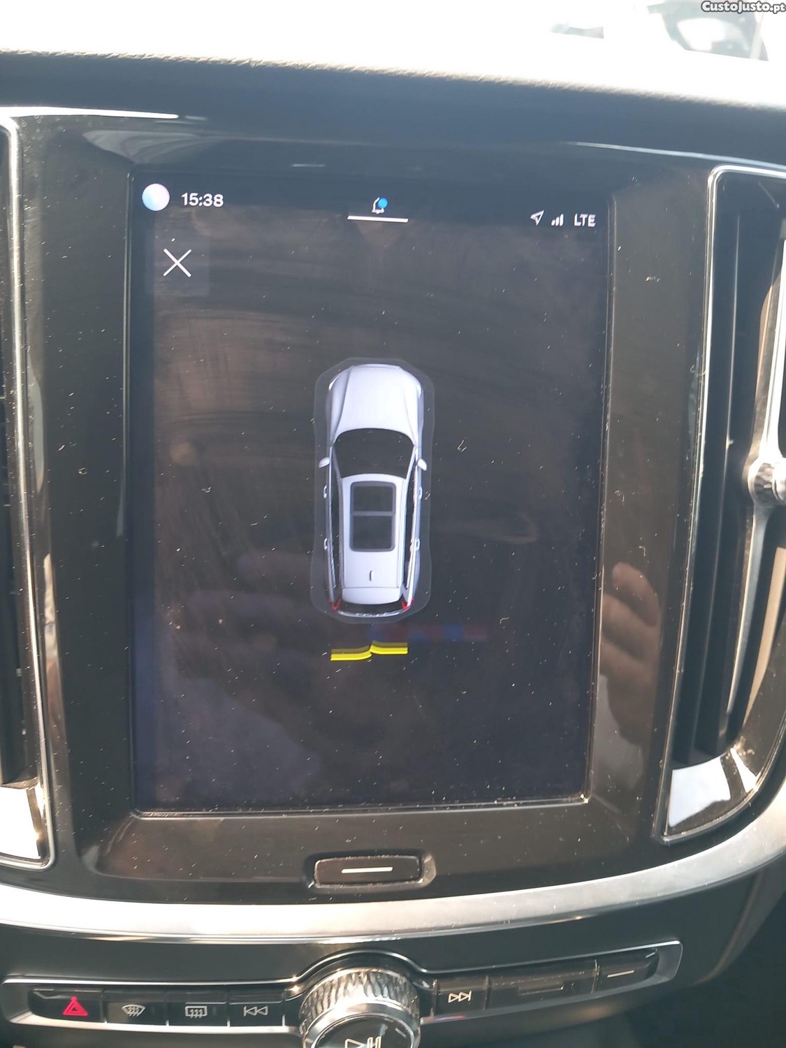 Volvo V60 2.0 D4 Momentum Geartronic — fotografia 5