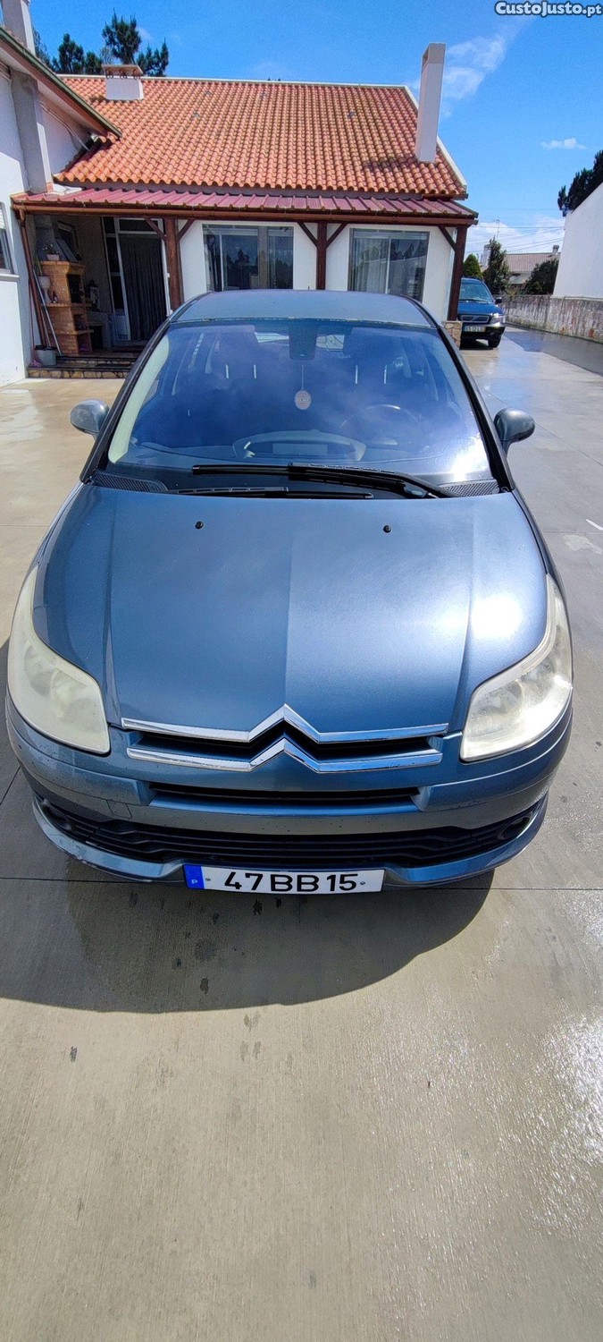 Citroën C4 1.6Hdi — fotografia 8