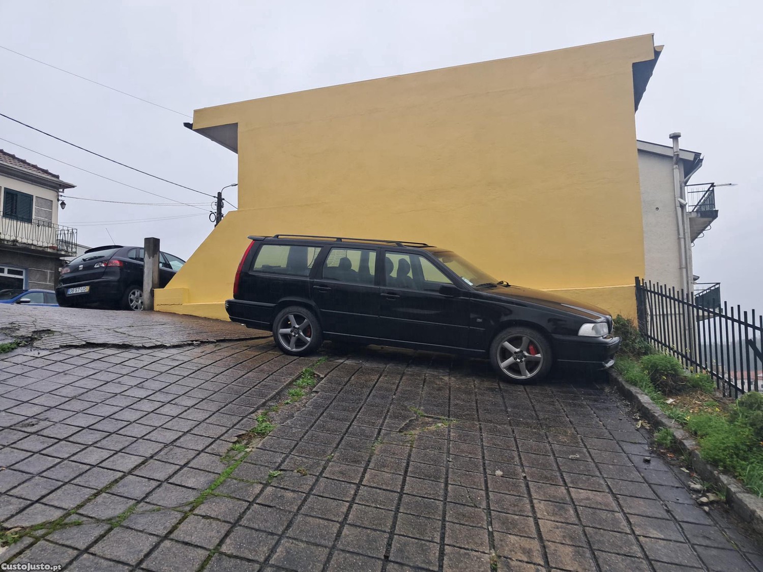 Volvo V70 R AWD