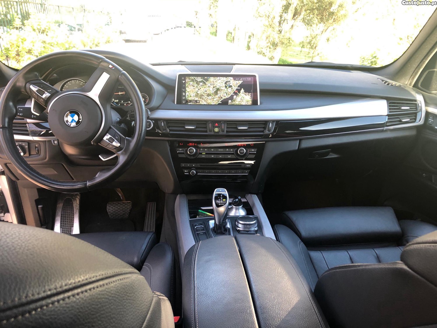 BMW X5 Sdrive25d — fotografia 9
