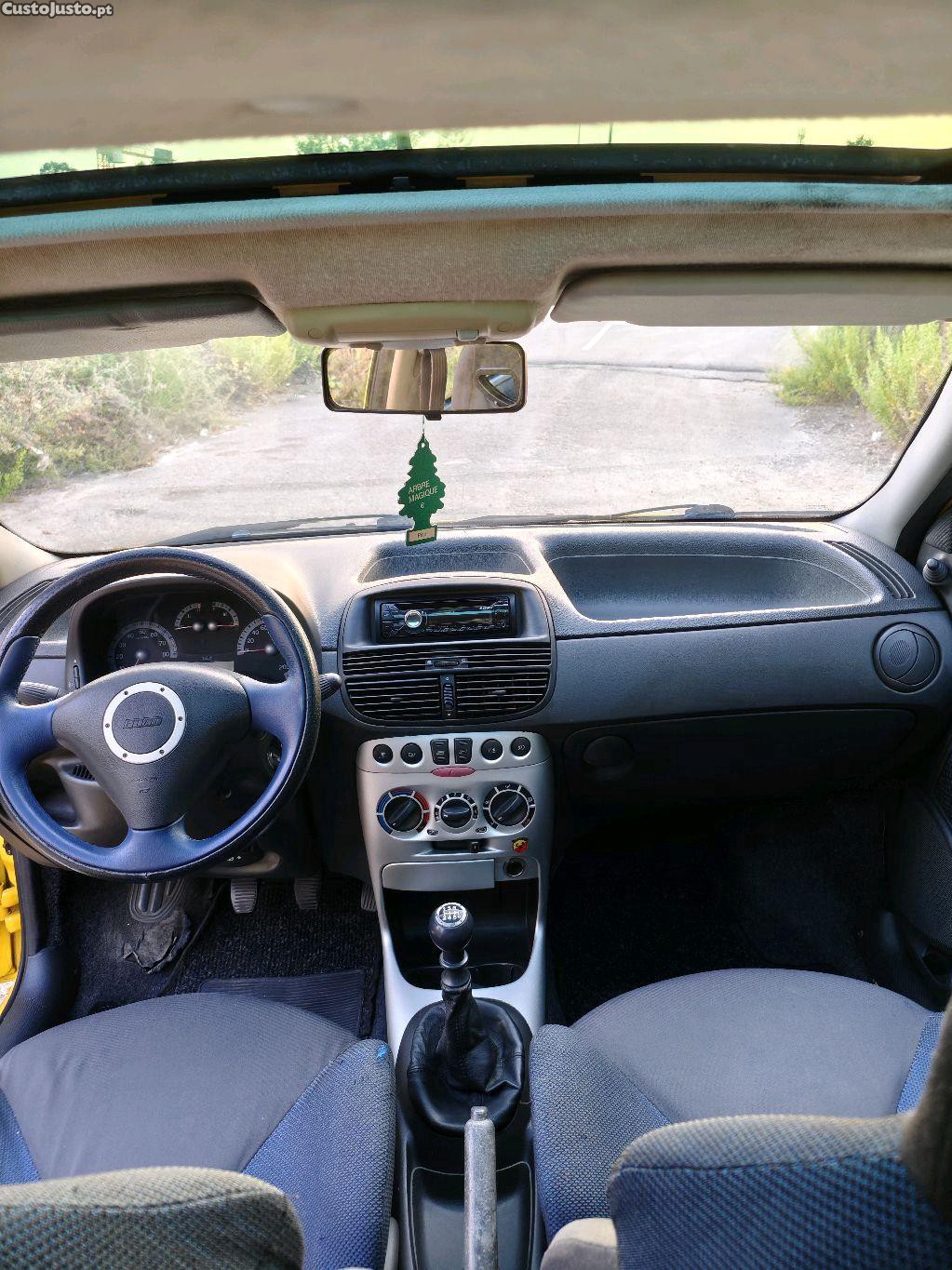 Fiat Punto mk2 — fotografia 4