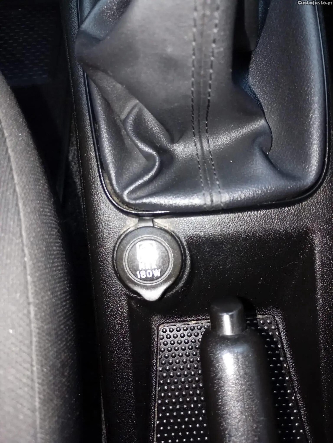 Fiat Punto 1.3 M-Jet Easy S&S — fotografia 6