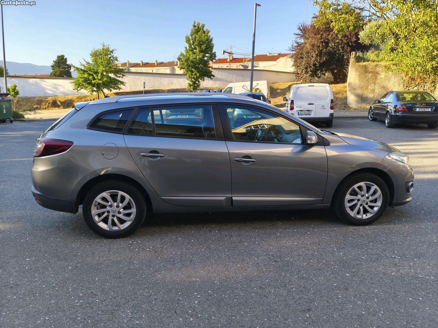 Renault Mégane Sport Tourer 1.5 dCi (2014) — fotografia 3