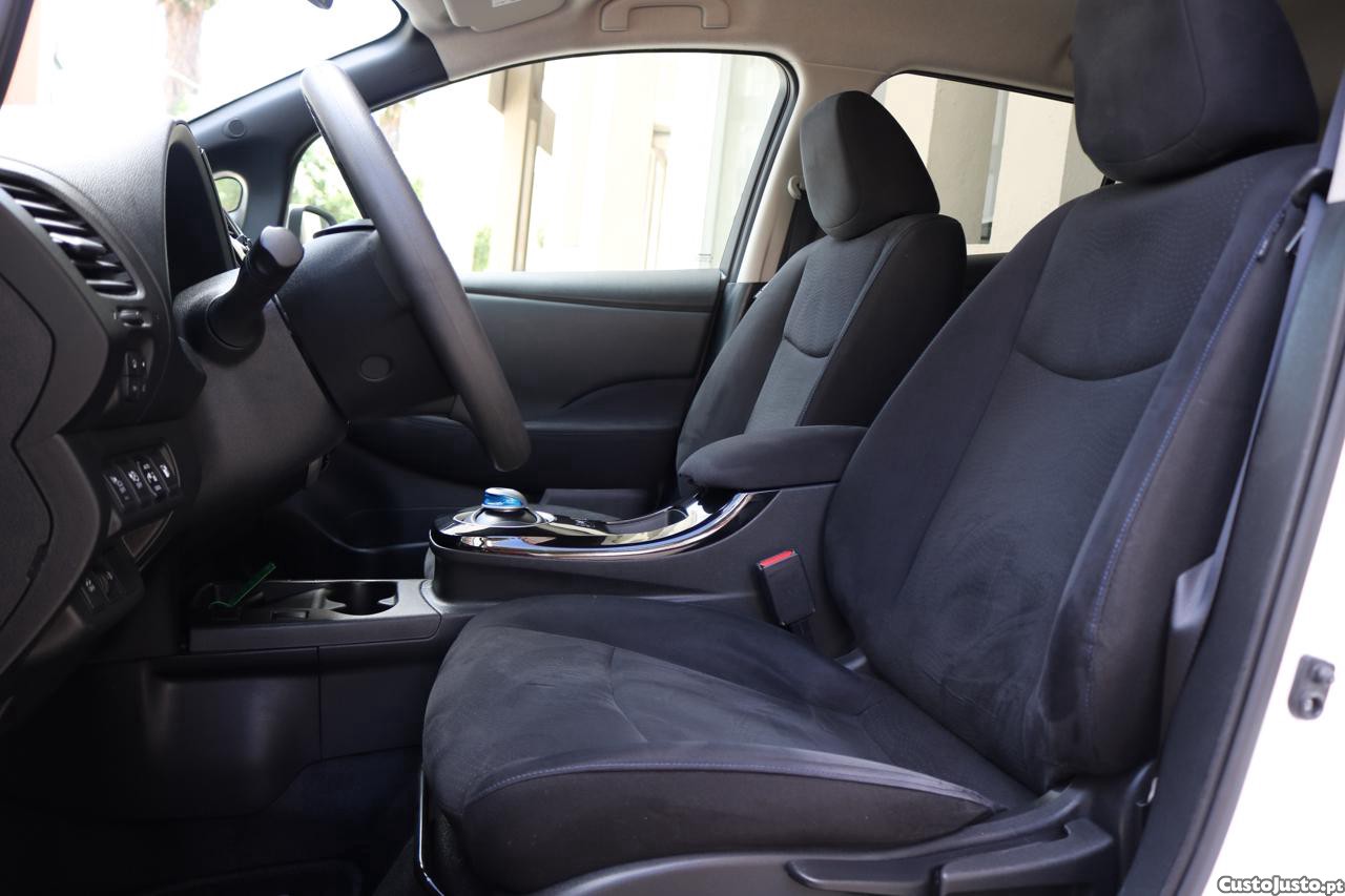 Nissan Leaf Tekna 30 kWh - 17 — photo 4