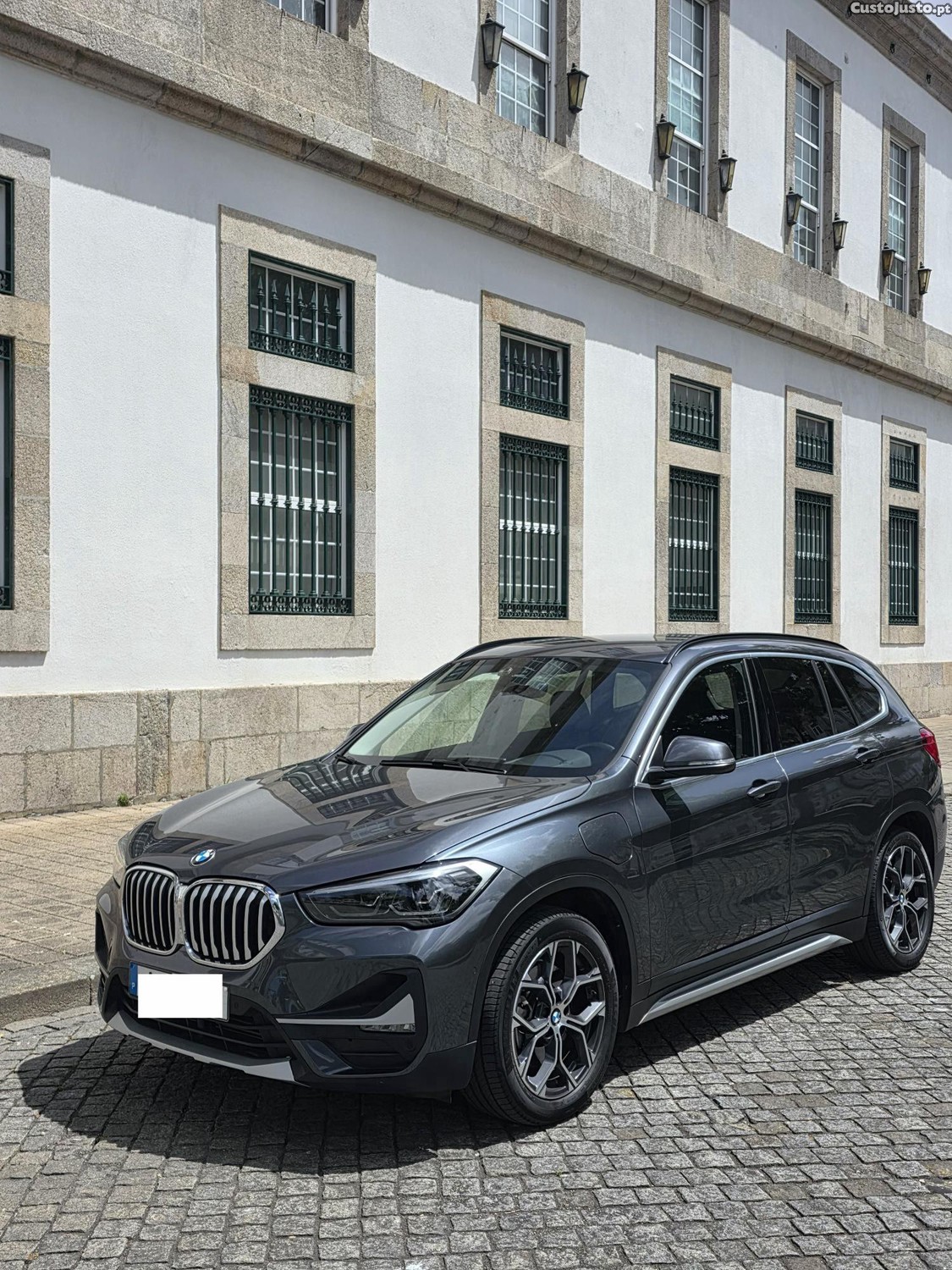 BMW X1 xDrive25e — fotografia 7