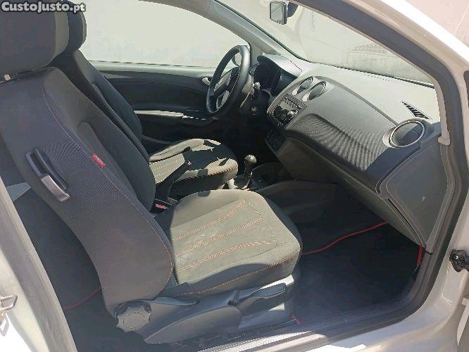 SEAT Ibiza 1.2 — fotografia 3