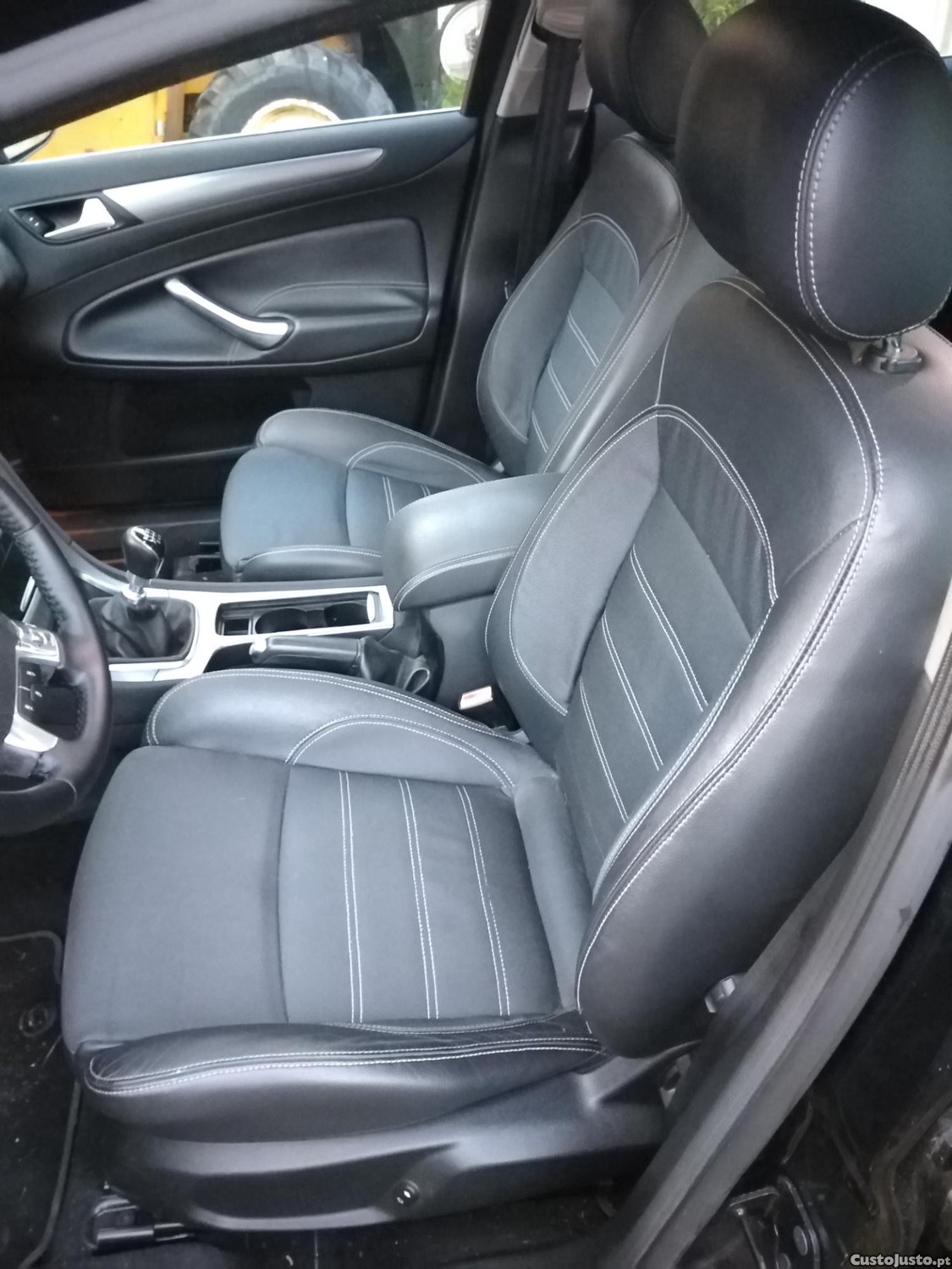 Ford Mondeo titanium — fotografia 2