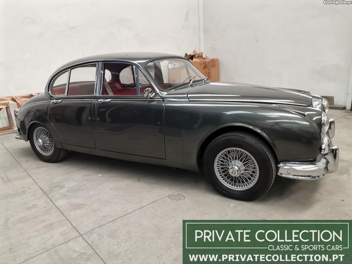 Daimler 250 V8 — photo 2