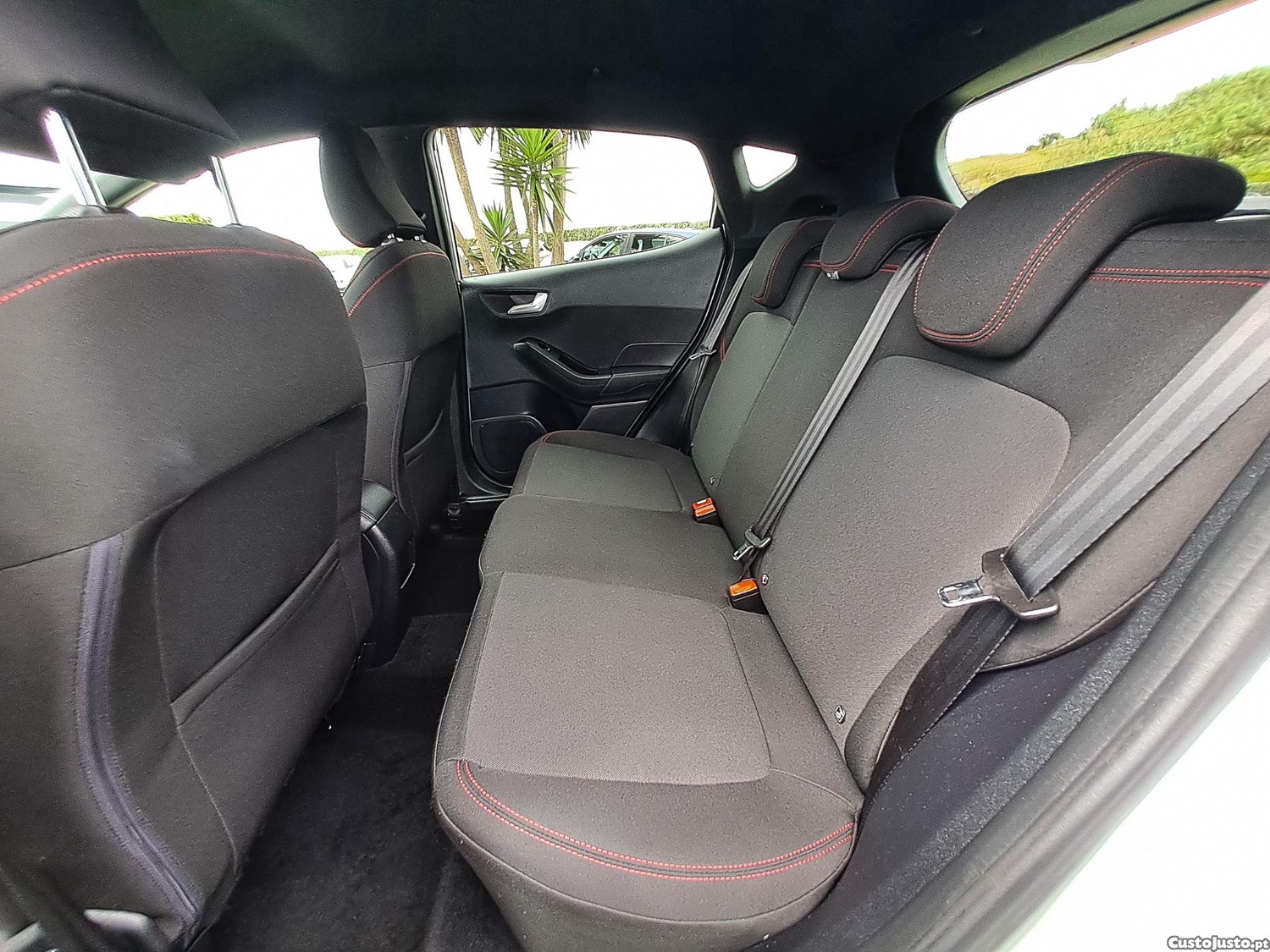 Ford Fiesta 1.0ECOBOOST ST LINE 100CV GASOLINA 2022 — fotografia 2