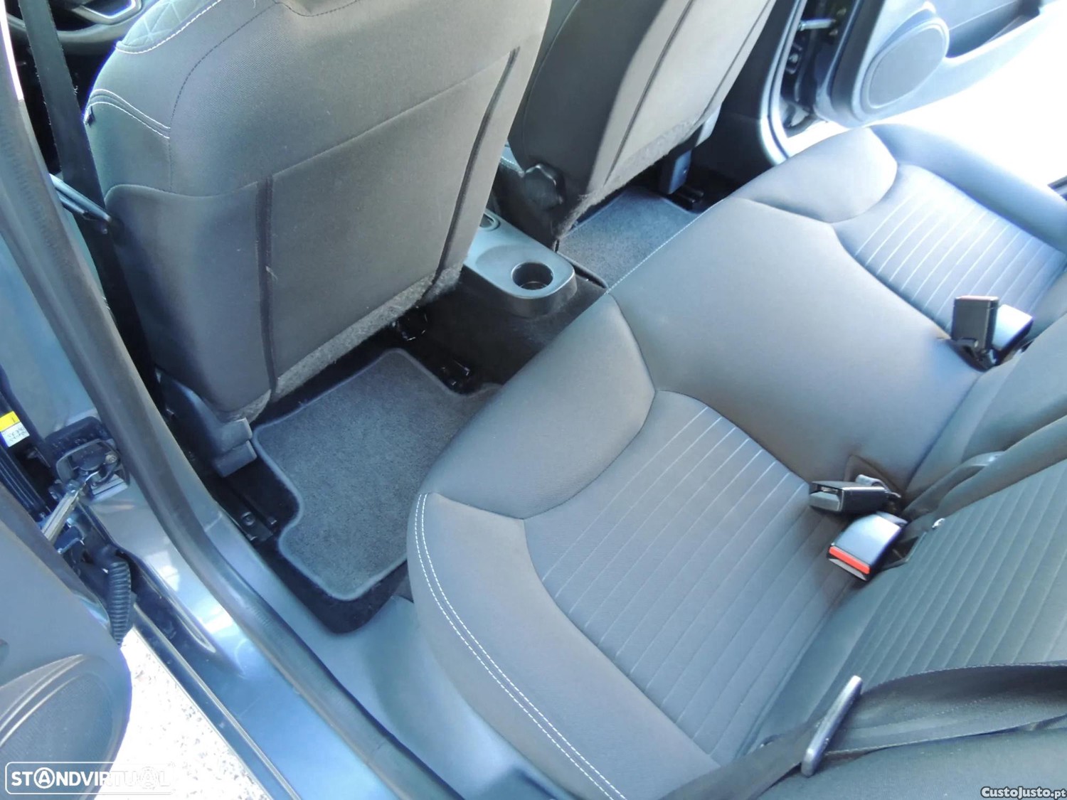 Renault Clio 0.9 Tce limited edition — fotografia 3