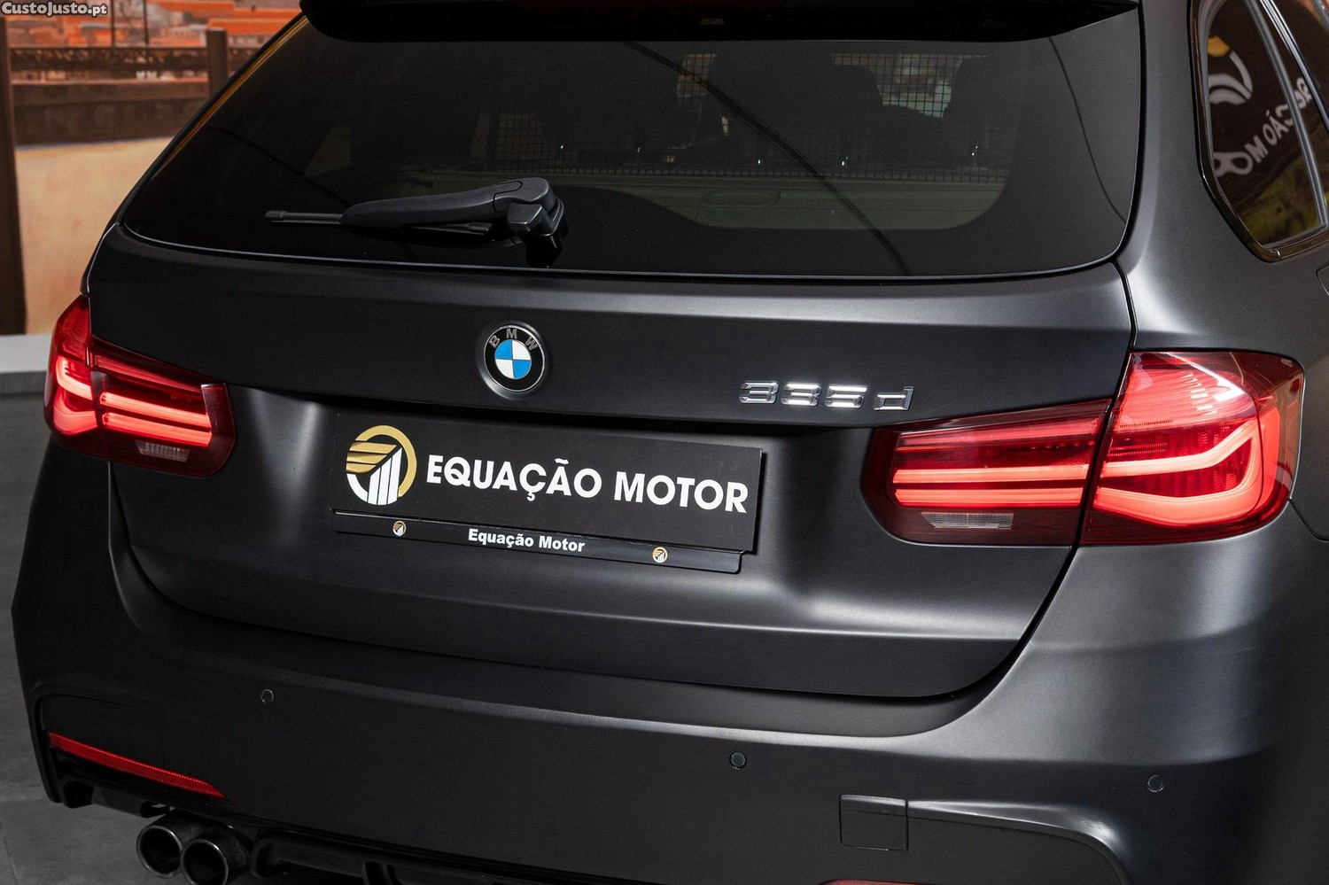 BMW 335 d Touring xDrive Pack M Shadow — fotografia 24