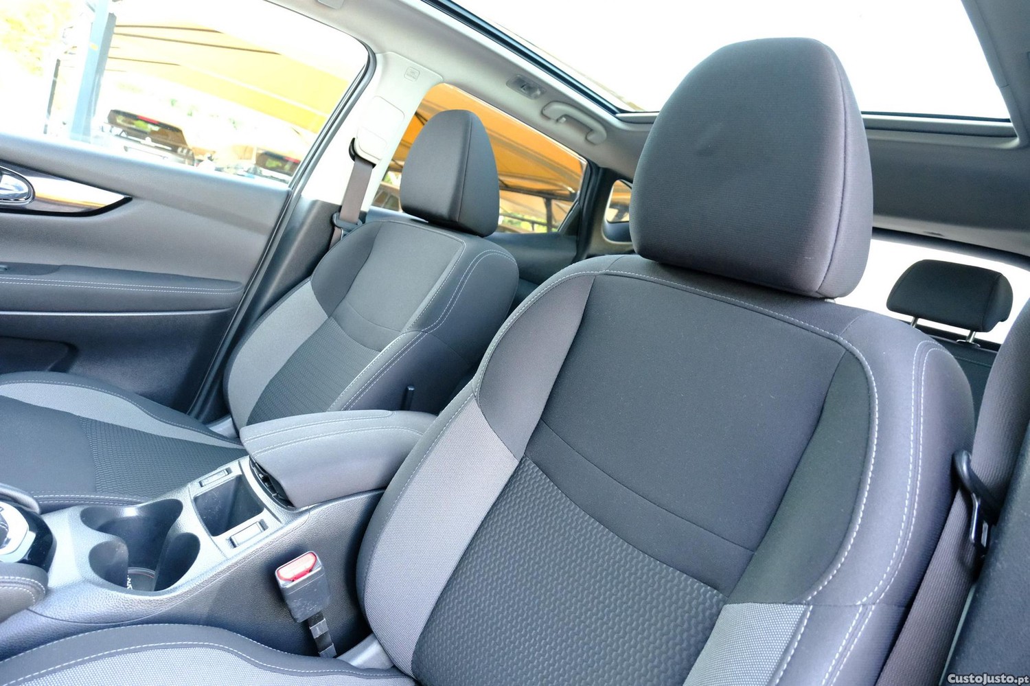 Nissan Qashqai 1.2 DIG-T AcentaConnect Xtronic — fotografia 18
