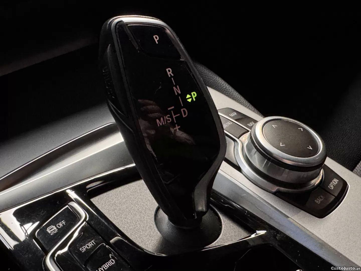 BMW 530 E xdrive aut. luxury line — fotografia 2
