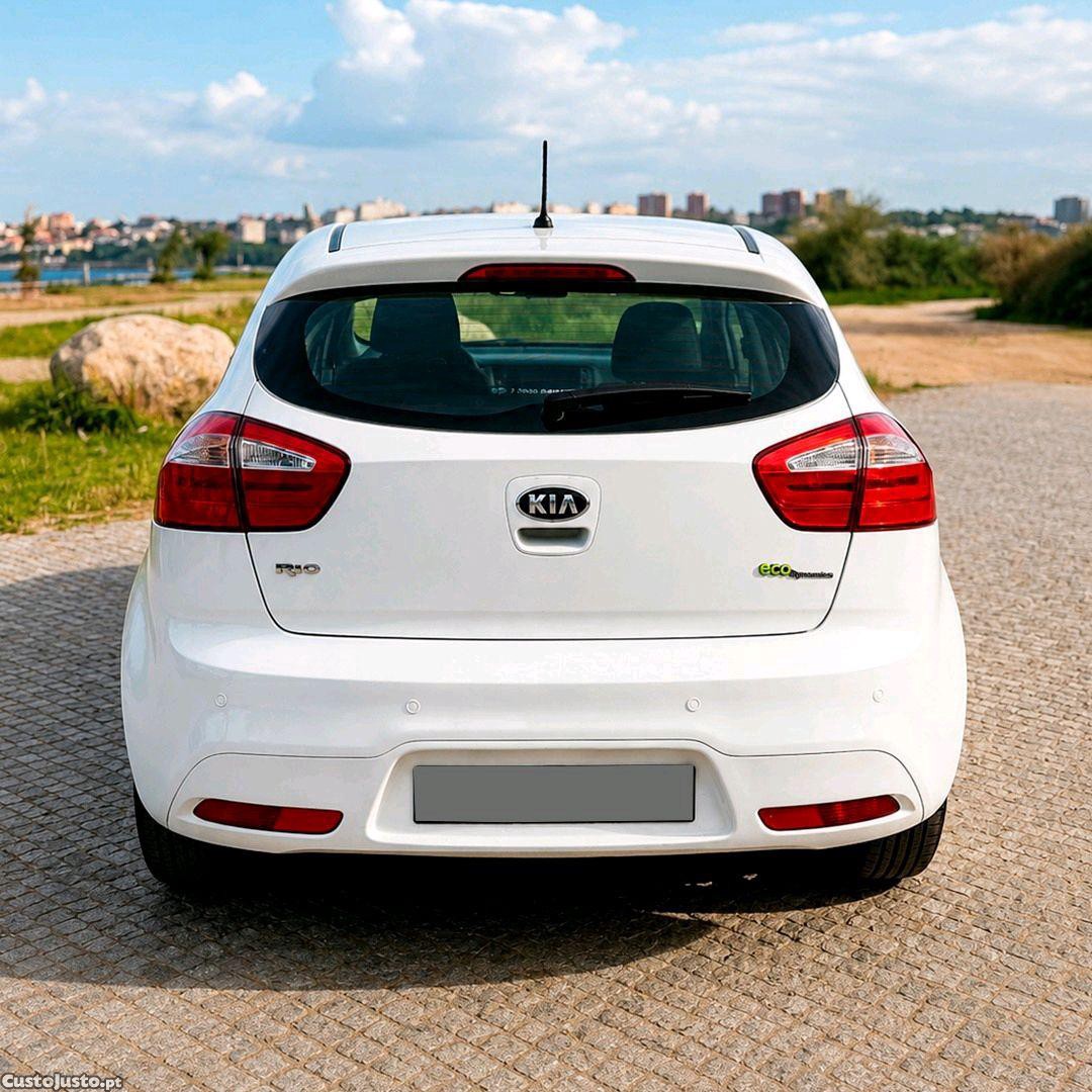 Kia Rio Eco Dynamics — fotografia 8