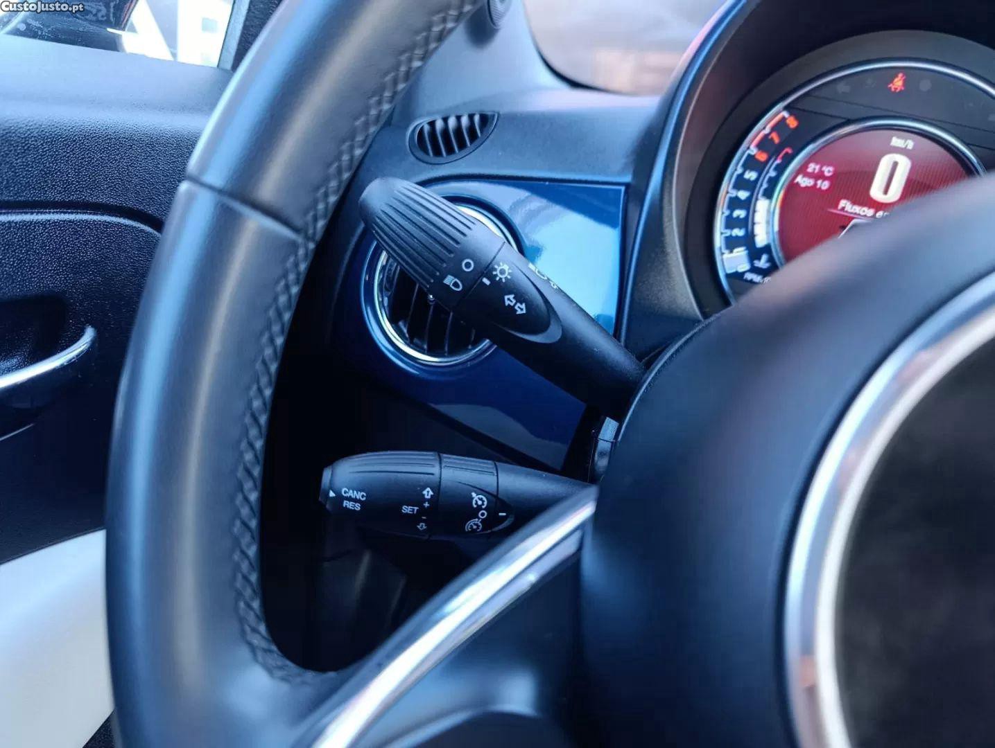 Fiat 500C 1.0 hybrid dolcevita — fotografia 21