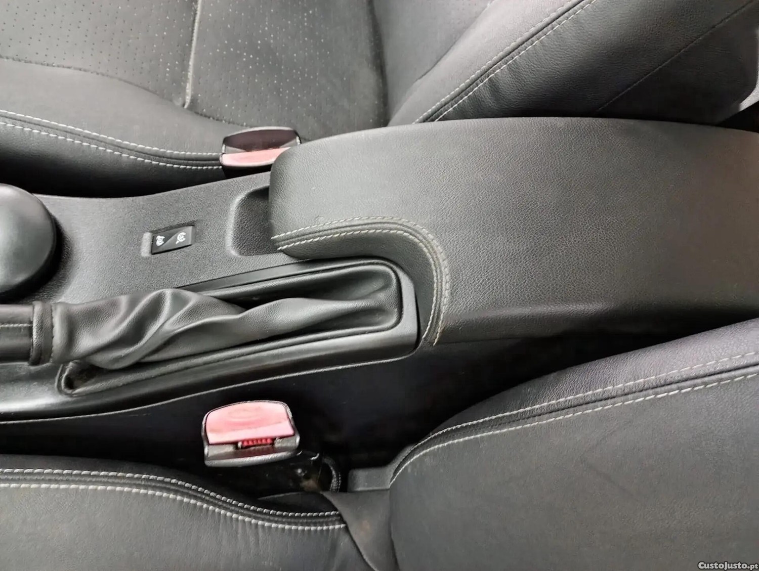 Renault Fluence 1.5 dCi Exclusive — fotografia 10